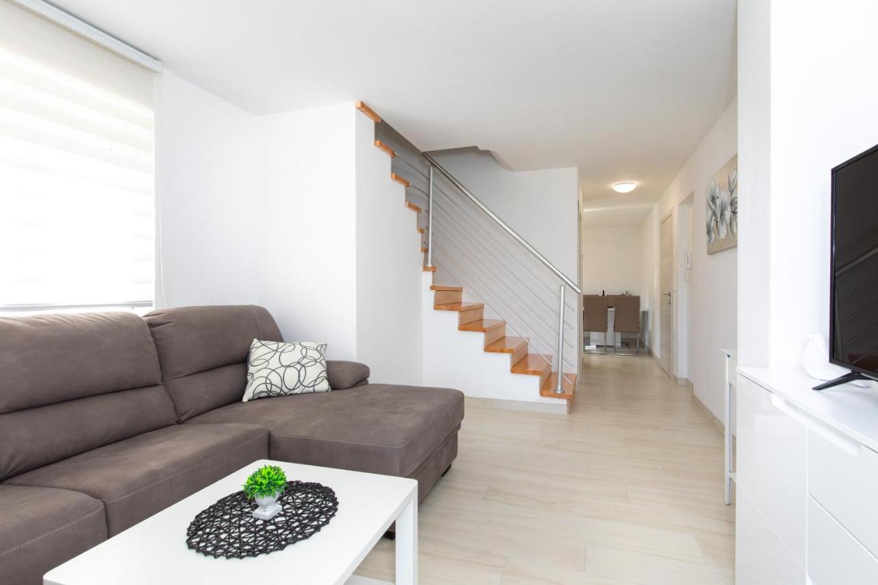 Apartments Augustinovic باشْكا المظهر الخارجي الصورة
