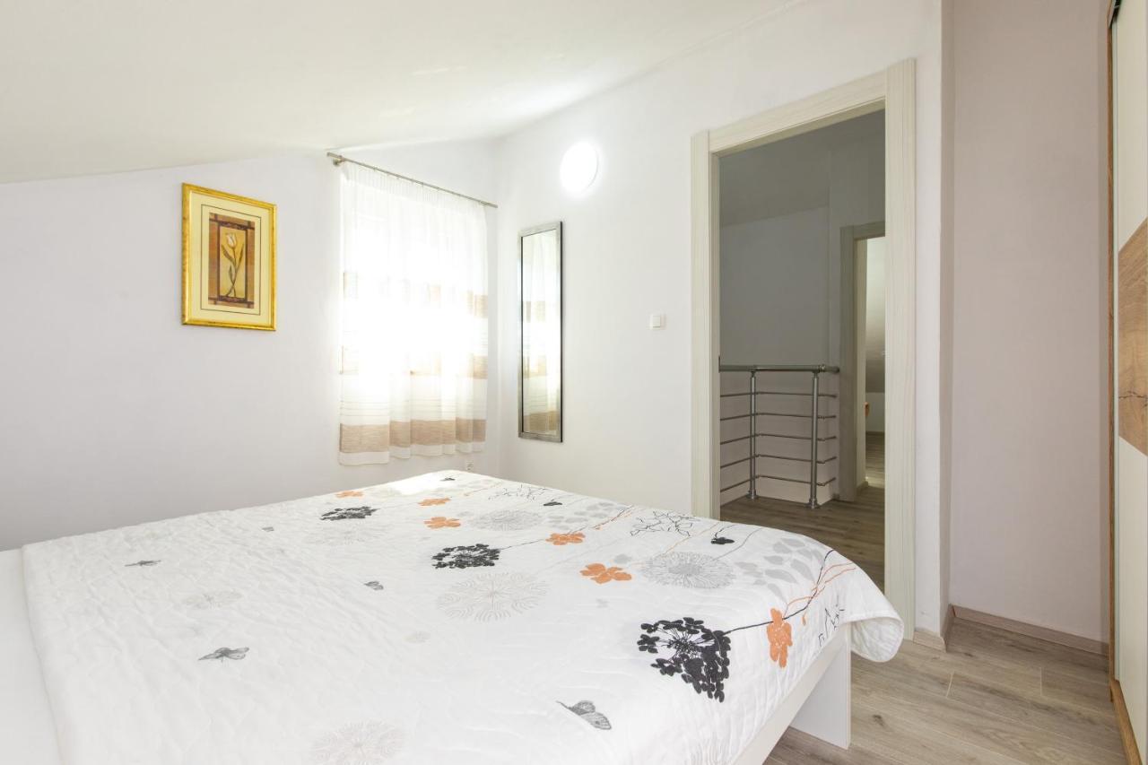 Apartments Augustinovic باشْكا المظهر الخارجي الصورة